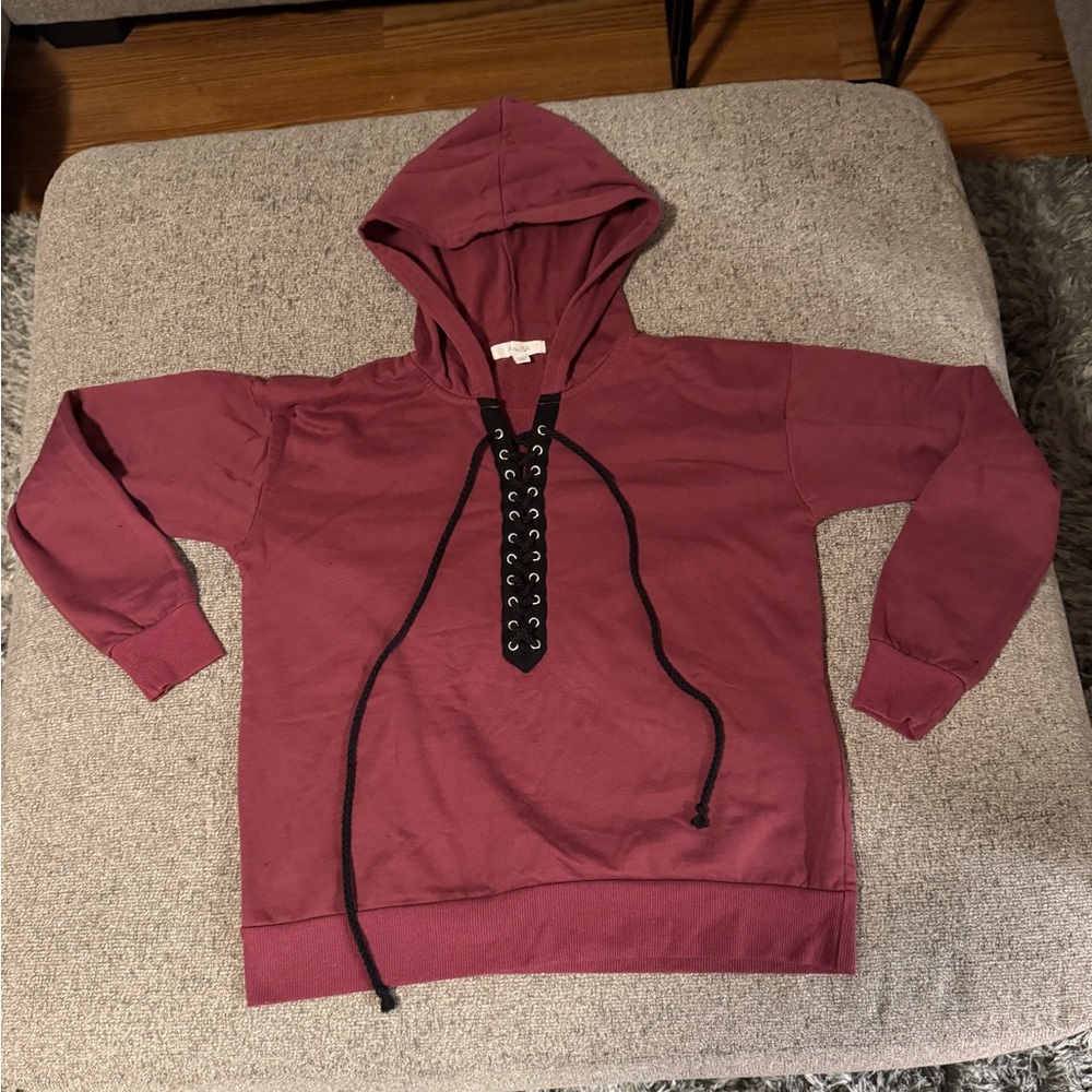 Active USA Maroon Lace-Up Hoodie